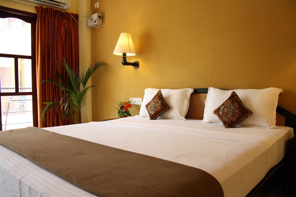 The Ocean Park Beach Resort Kovalam Szoba fotó