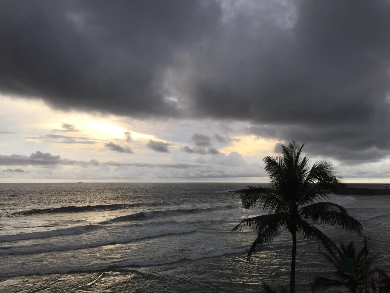 The Ocean Park Beach Resort Kovalam Kültér fotó